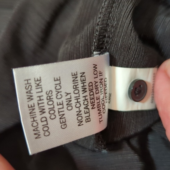 Apt. 9 Women's Black 3/4 Sleeve Roll-Tab Peplum Blouse Size XL - Picture 10 of 10